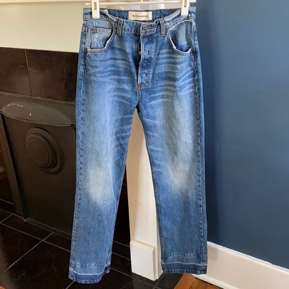 Reformation Size 28 Cynthia High Relaxed Jean in Antigua Wash - Picture 9 of 13